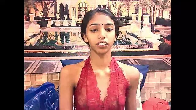 Freechat IndianSexySlender on StripChat
