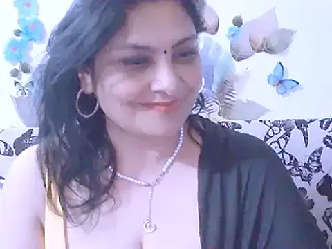 Indiansweetness77 on StripChat 