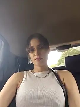 Irresistible24 on StripChat 