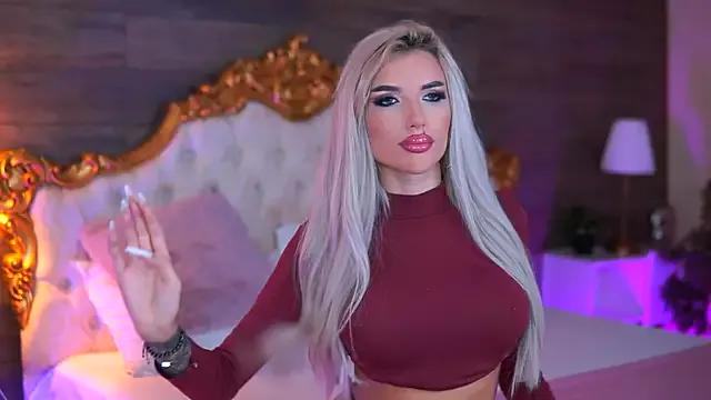 Juicy_Jessye — Suck finger in closeup