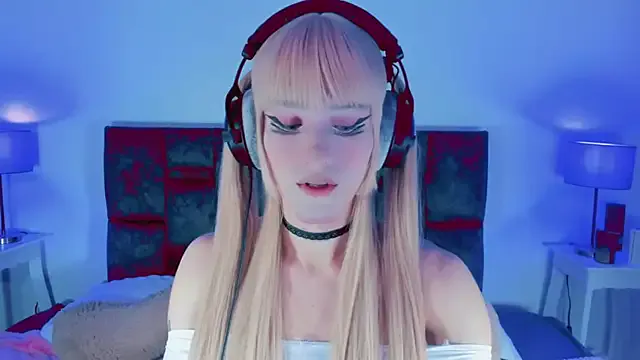Kirmyy_ — Show ass oil