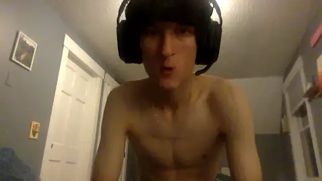 KittingGrappler on StripChat 