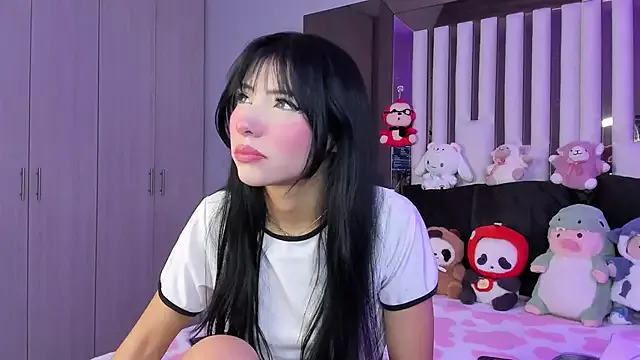 Kitty_Eliffe on StripChat 