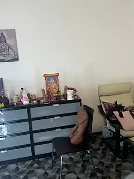 Lakshmi_lotus — 10 paddle strokes to pussy