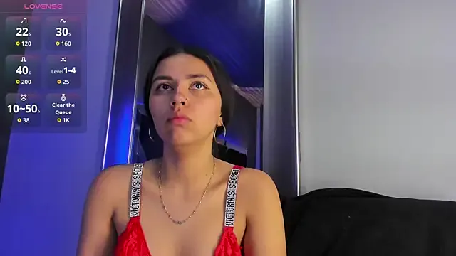 Larabrooks on StripChat 