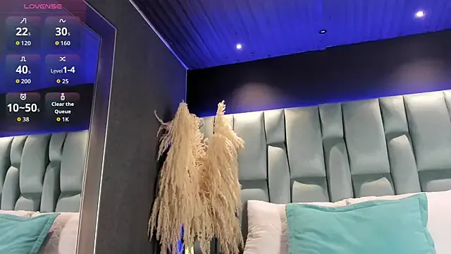 Larabrooks on StripChat 