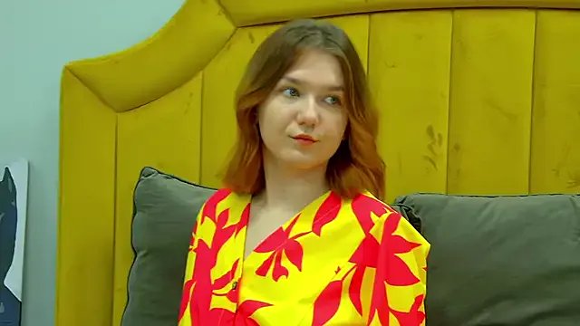 LessySmith on StripChat 