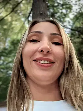 LetsFunKARINA — Flash pussy
