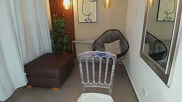 Lia_Mar_ — Domi + dildo in pussy and squirt