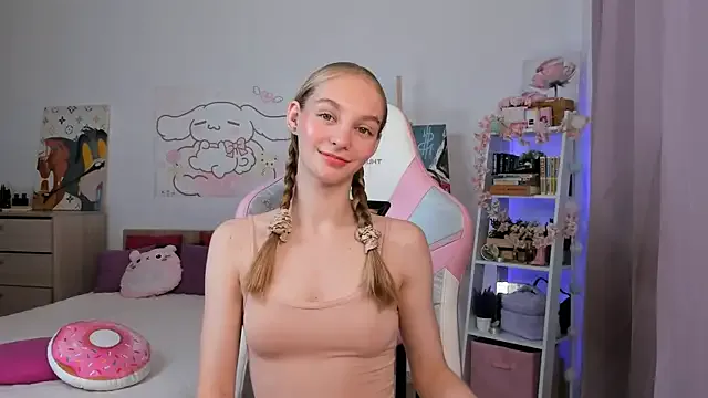 Lili_Lucky on StripChat 