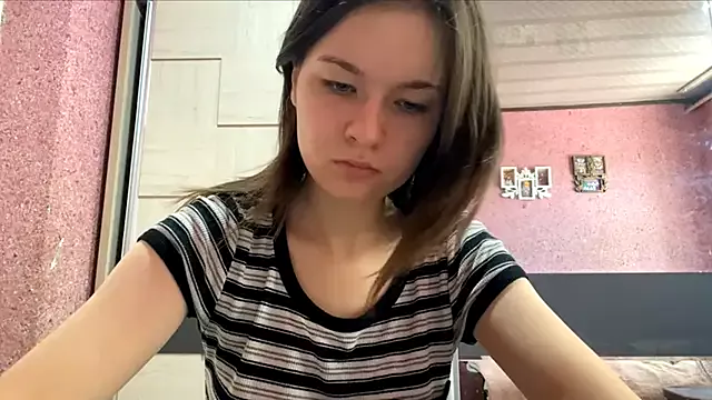 liliya13 on StripChat 