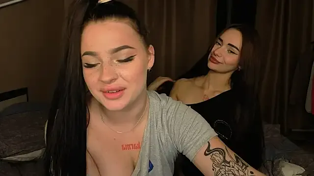LisaAndDenis — Freechat on StripChat