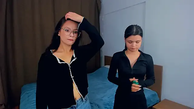 LisetteCarmin — Suck boobs