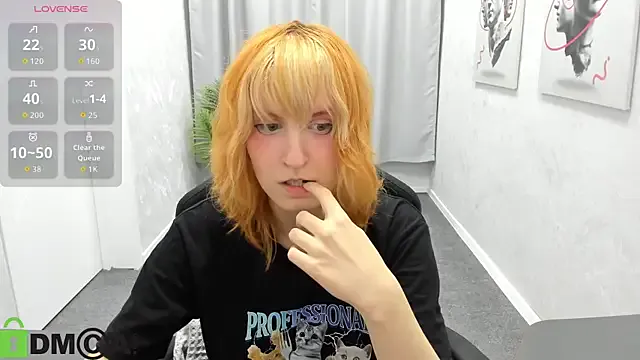 Little_Chips on StripChat 