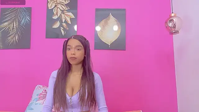 littleebonymommy — Make my pussy rain