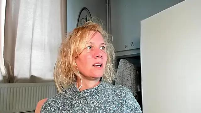 Freechat Lola_Belgium on StripChat