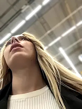 LoraaDoll — SLAPS MY NAKED PUSSY