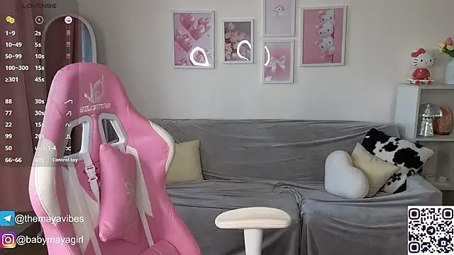 Maya_Rave on StripChat 