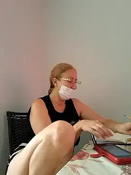 Freechat MILEIDE980 on StripChat