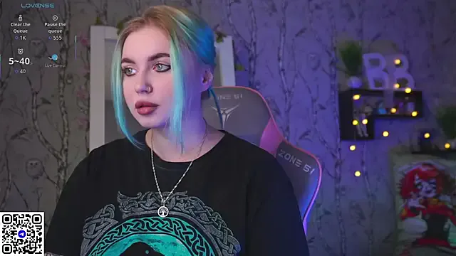 Moon_Valkyrie on StripChat 