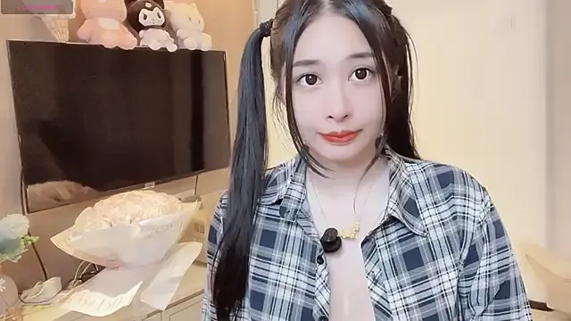 Moonccoi on StripChat 