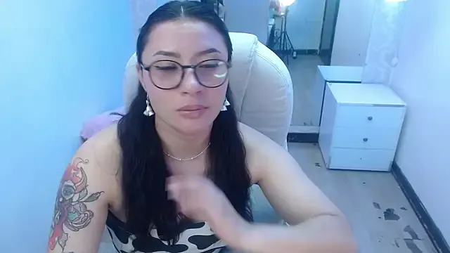 nicolee_8 — SPIT BOOBS 