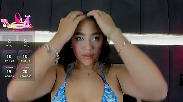 nicolle_pierce — SLAP ASS + PANTY OFF