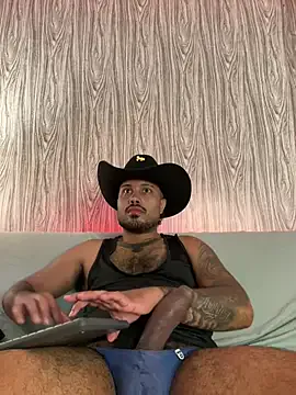 PapiStan on StripChat 