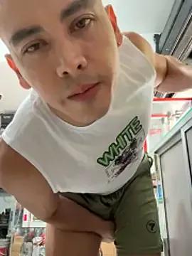 Paul22cm- — 3 spanks on my ass