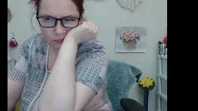 Freechat PlayfullMature on StripChat