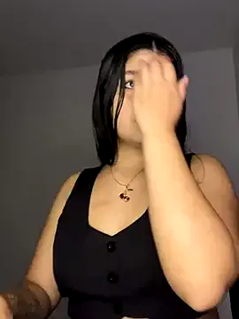 pretty_angela1 — FULL NAKED AND OIL ON BODY