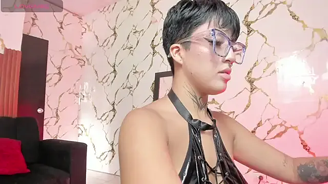 Rebeka-baker on StripChat 