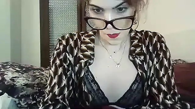 Regina_5 — COMPLCIIT E .....