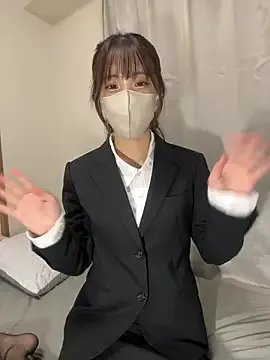 riri__nyan_o0 on StripChat 