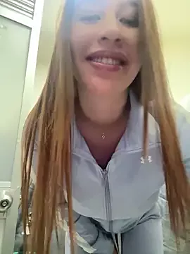roouse on StripChat 