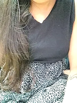 Roshni_98 — Boobs show