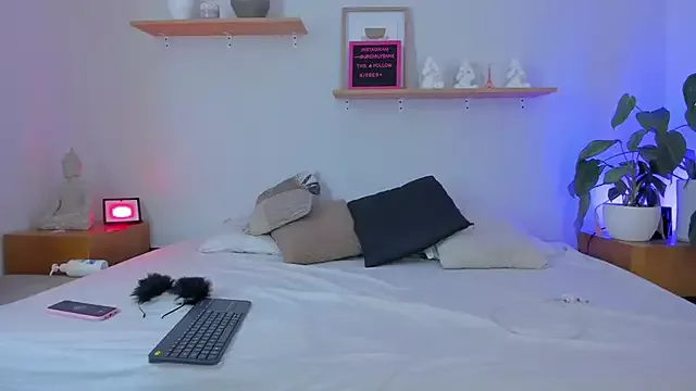 samanthalopez__ on StripChat 