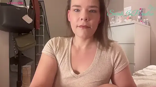 sarahinparadise — Get naked!