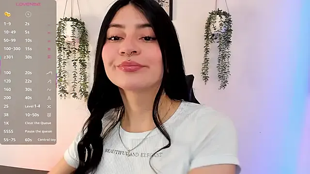 SaraOrtiz_77 — PLUG ANAL / FINGER PUSSY 