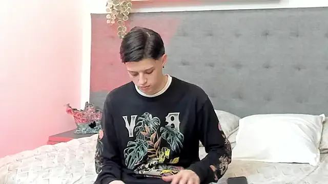 sebastamayo_ model from sc