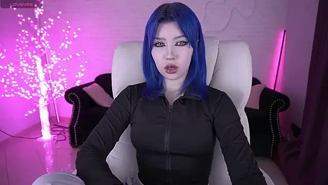 SelenaIris — cordless hair dryer