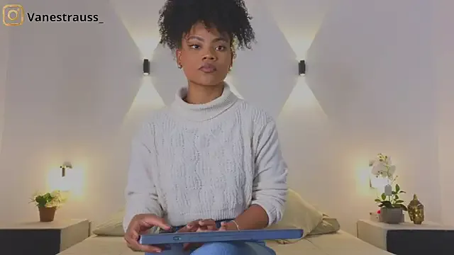 ShadayCarmell — Flash tits 