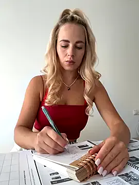 streetdoll — naked boobs + video gift