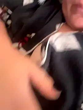 SunnyLeila2101 on StripChat 