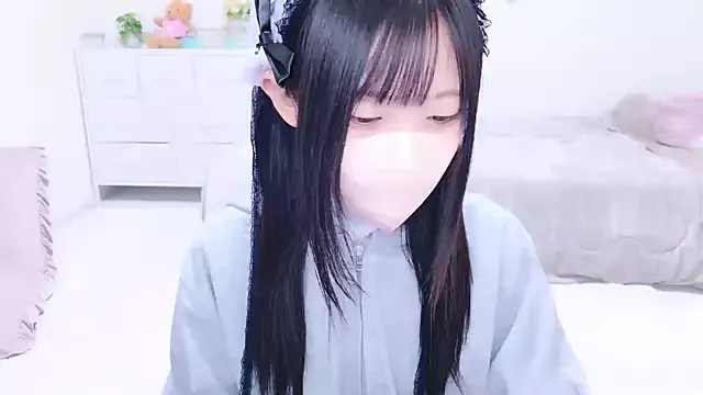 Suzu_ch_xx on StripChat 