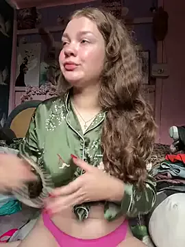 Sweet_Monro on StripChat 