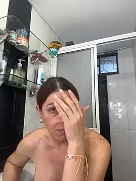 sweethoneytsx on StripChat 