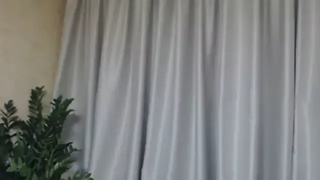 sweetpussy13 on StripChat 