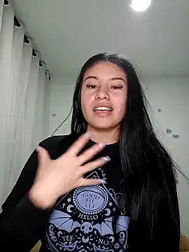 tara20_ on StripChat 