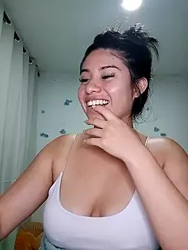 tara20_ on StripChat 